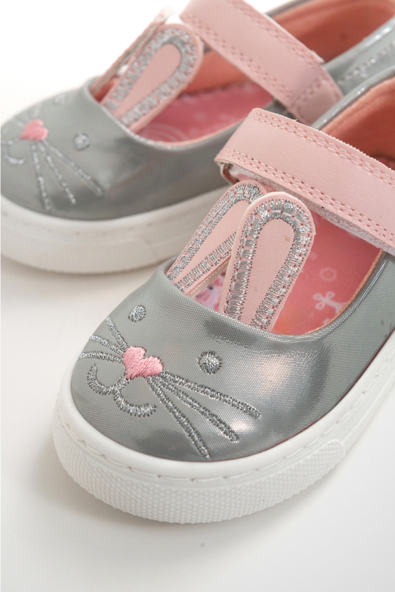 Mnpc Çocuk Ayakkabıları