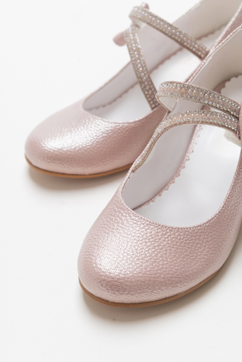 Mnpc Çocuk Ayakkabıları