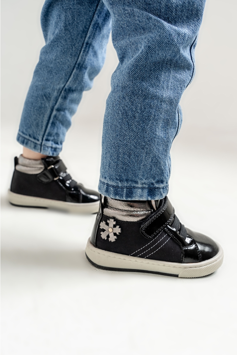 Mnpc Çocuk Ayakkabıları