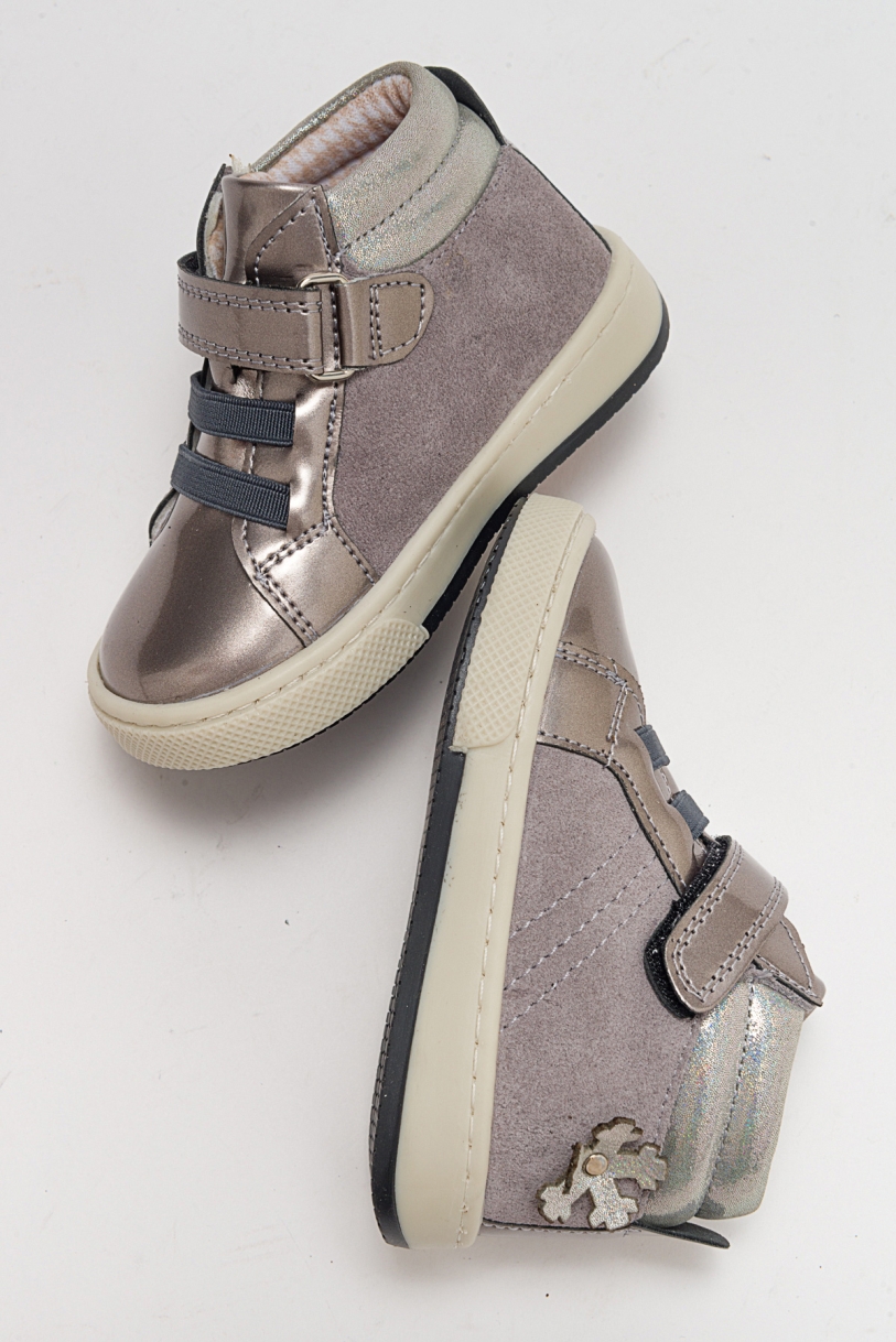 Mnpc Çocuk Ayakkabıları