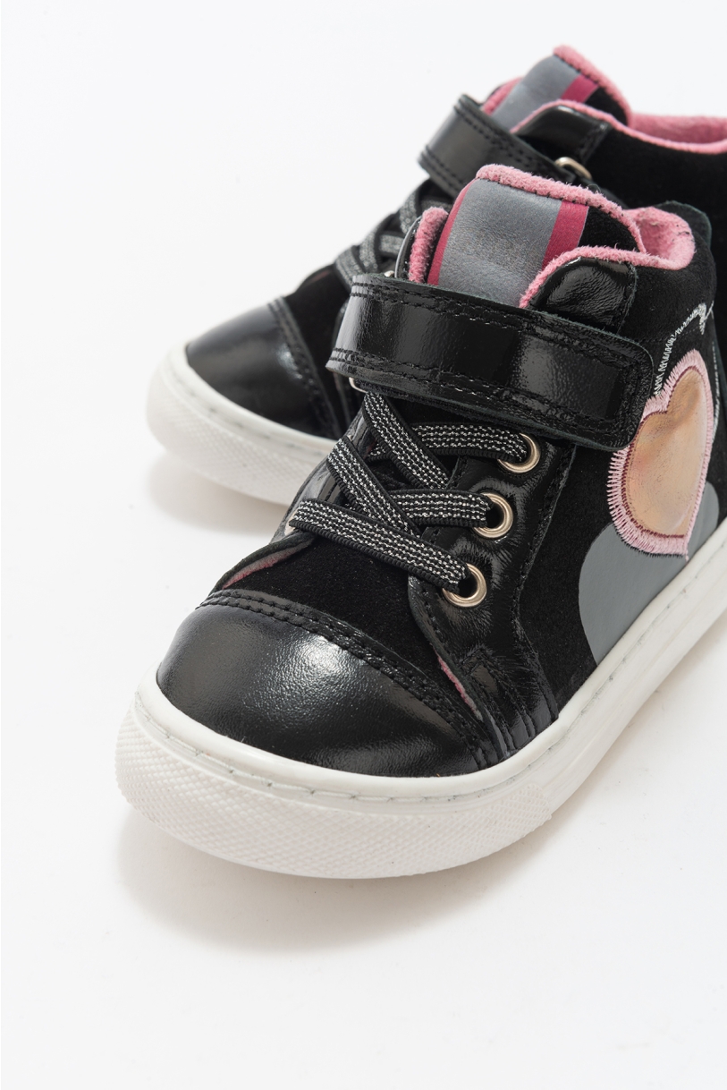 Mnpc Çocuk Ayakkabıları